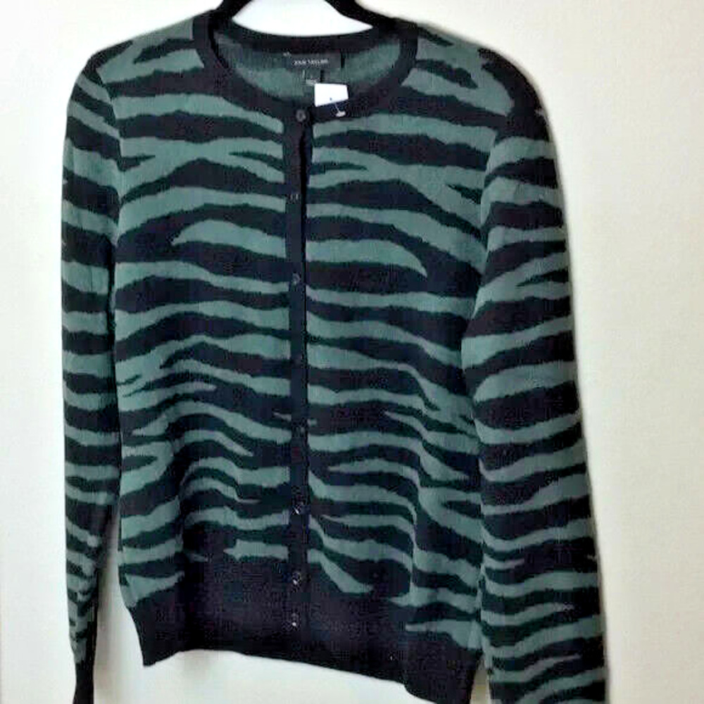 ANN TAYLOR CARDIGAN SWEATERColors- Black/Olive Green Size- La NWT